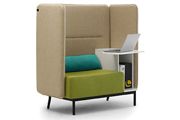 Sofa pod workstation con respaldo alto y mesa de escrittura Around BOX