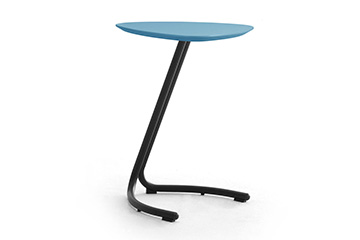 Tavolini dal design moderno per appoggiare un pc o tablet destinati a sala attesa e reception Eos Plus