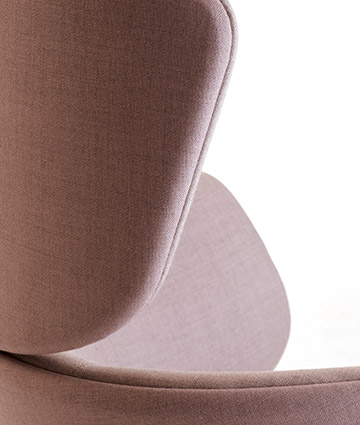 sillon-lounge-chair-c-ottoman-y-mesa-p-grande-relax-alise-dettaglio-img-02